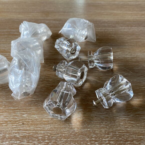 NEW Acrylic Clear Knobs Pulls for Cabinet, Dresser - 10 Pieces - Picture 4 of 6